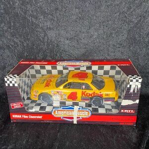 Vintage ERTL American Muscle #4 Kodak Chevy Lumina Ernie Irvan. 1:18 NIB
